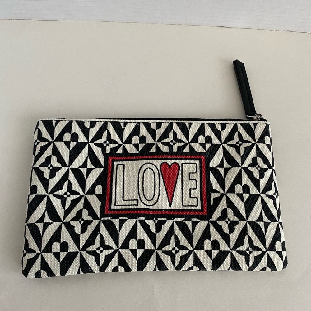 Brighton LOVE Heart Canvas Zipper Pouch Cosmetic Bag Pencil/Pen Holder NWOT
